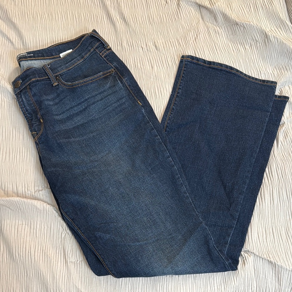 Old Navy Medium Blue Flare Jeans - Picture 7 of 9